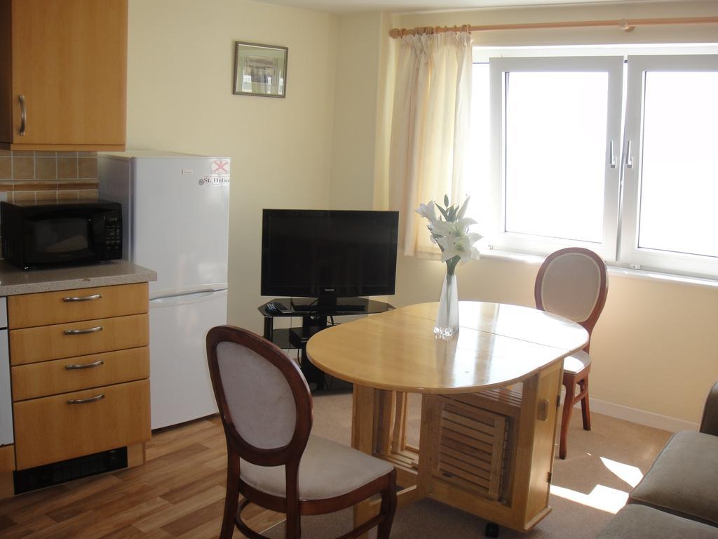 Beau Rivage Apartment St Brelade Bilik gambar